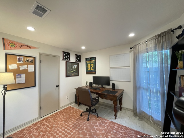 Image 15 of 22 For 6202 Welles Edge Circle