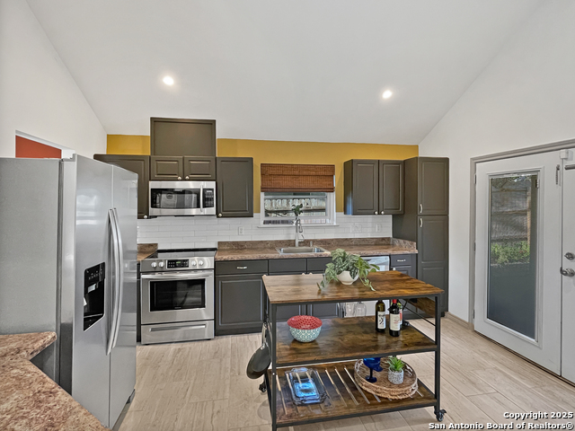 Image 6 of 22 For 6202 Welles Edge Circle