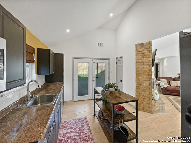 Image 7 of 22 For 6202 Welles Edge Circle