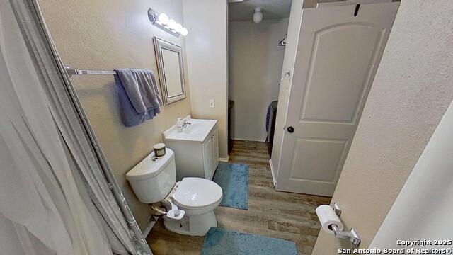 Listing photo id 14 for 6203 Valley Knight