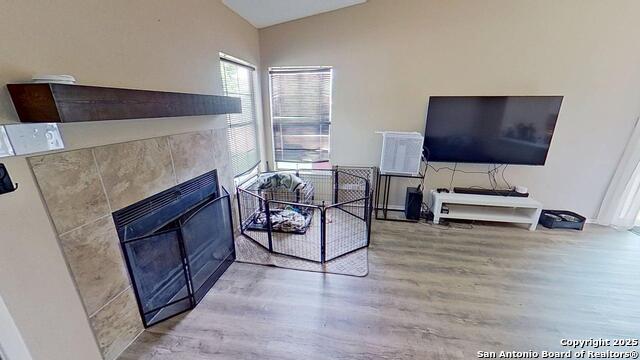 Listing photo id 0 for 6203 Valley Knight