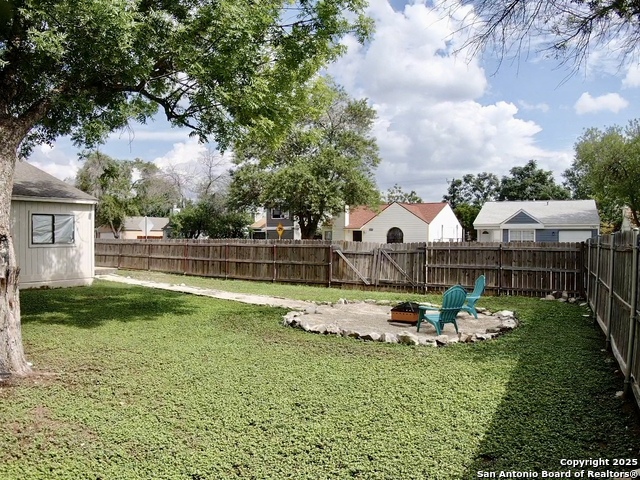 Listing photo id 22 for 6203 Valley Knight