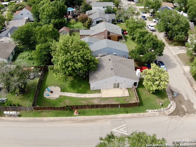Listing photo id 30 for 6203 Valley Knight