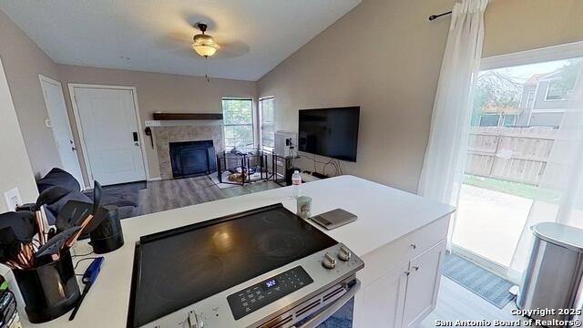 Listing photo id 6 for 6203 Valley Knight