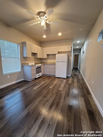 Image 2 of 6 For 1712 Salinas St W