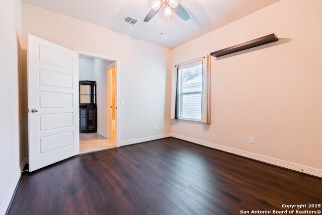 Image 18 of 24 For 1202 Petunia Bluff