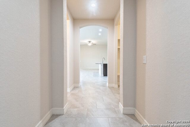 Image 5 of 24 For 1202 Petunia Bluff