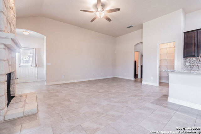 Image 8 of 24 For 1202 Petunia Bluff