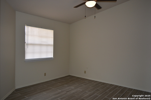 Image 7 of 23 For 11610 Vance Jackson Rd  108