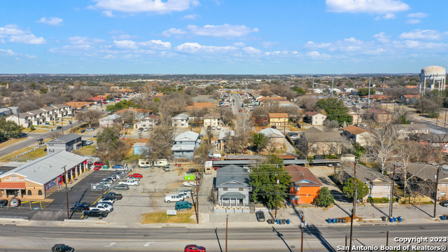 Listing photo id 24 for 2023 Lockhill Selma