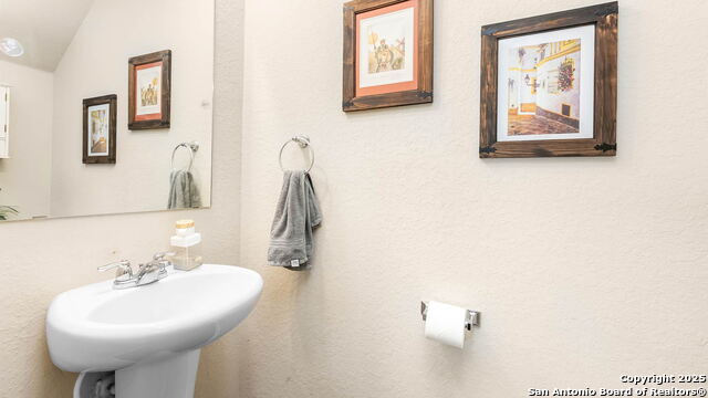 Listing photo id 7 for 10427 Green Prairie
