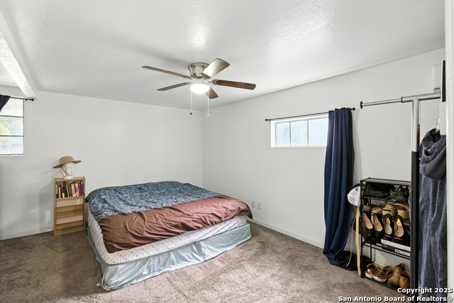 Listing photo id 10 for 359 Tomrob