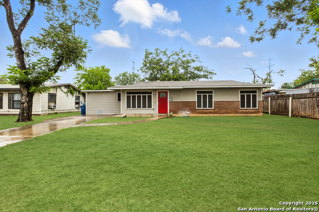 Listing photo id 21 for 359 Tomrob
