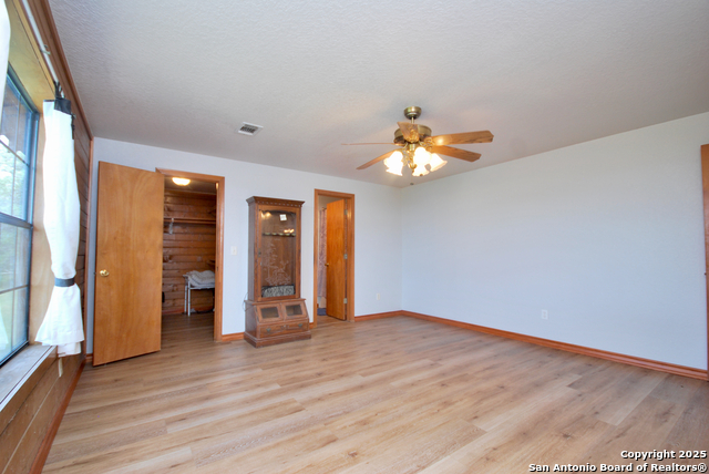 Listing photo id 12 for 2725 Old Lehmann
