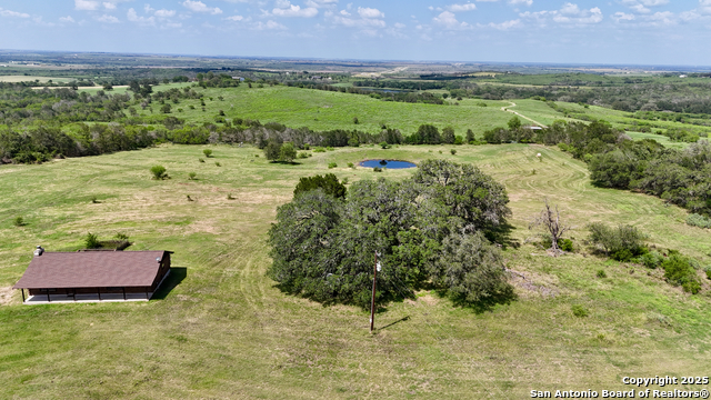 Listing photo id 45 for 2725 Old Lehmann