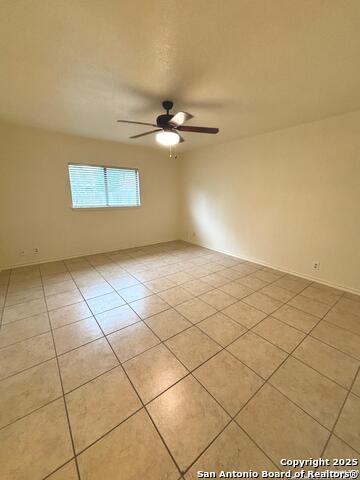 Listing photo id 9 for 7519 Micron Dr
