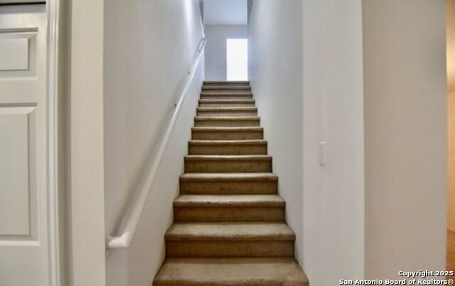 Listing photo id 14 for 12626 Sunny Wonder