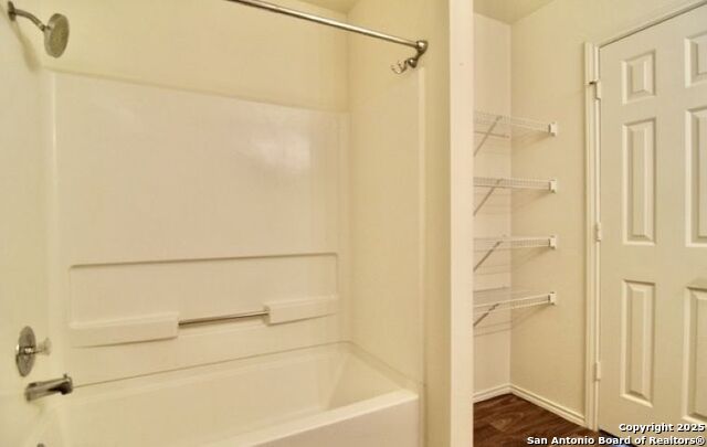 Listing photo id 20 for 12626 Sunny Wonder