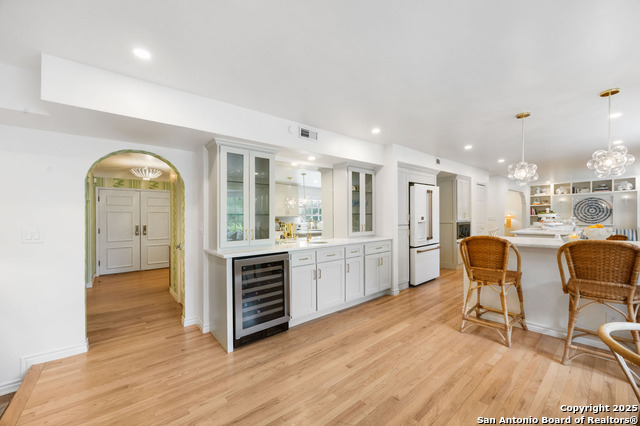 Listing photo id 27 for 647 Terrell Road
