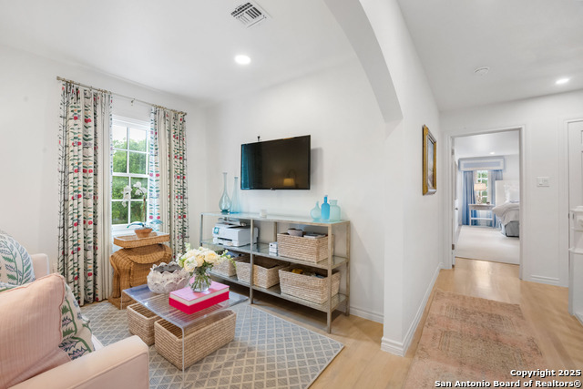 Listing photo id 37 for 647 Terrell Road