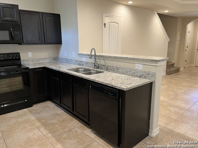 Image 11 of 31 For 6866 Lakeview Dr.  101