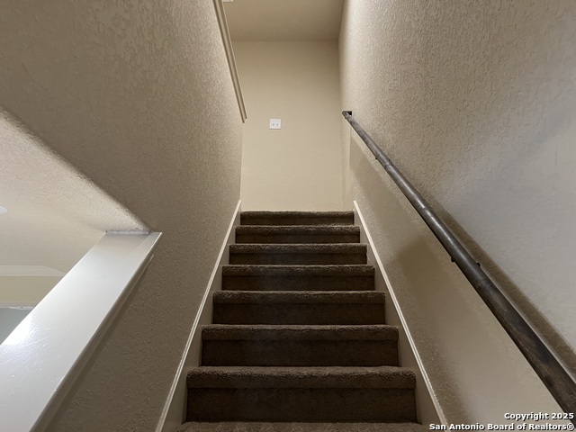 Image 13 of 31 For 6866 Lakeview Dr.  101