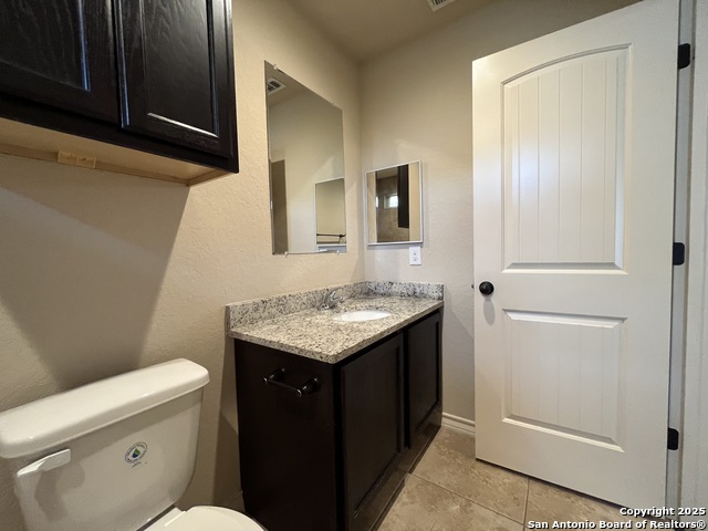 Image 21 of 31 For 6866 Lakeview Dr.  101