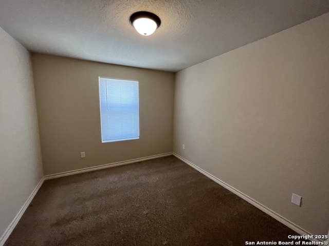 Image 22 of 31 For 6866 Lakeview Dr.  101