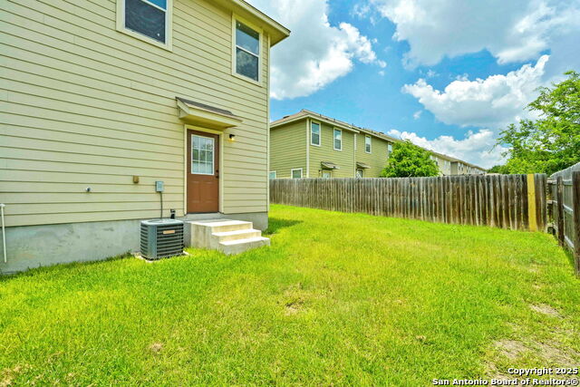 Image 23 of 25 For 4806 Appleseed Ct