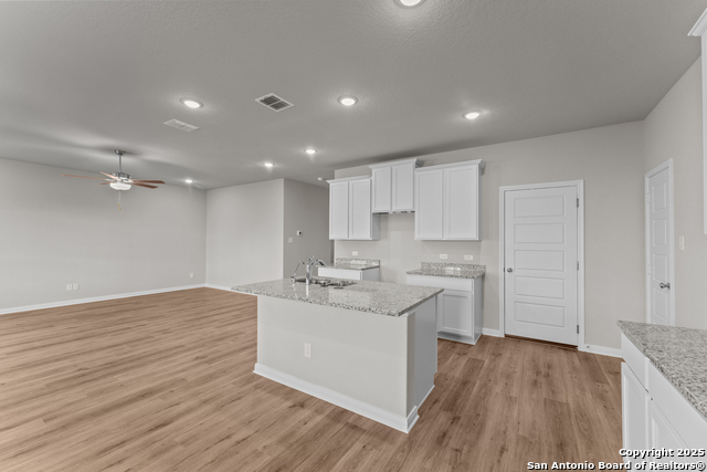 Image 13 of 20 For 5106 Halite Valley