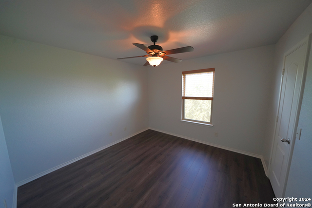 Image 40 of 50 For 432 Stonebrook