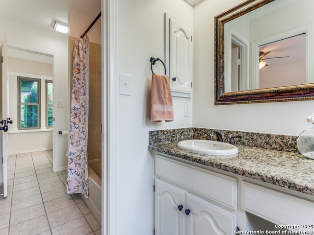 Image 17 of 25 For 16819 Summer Creek