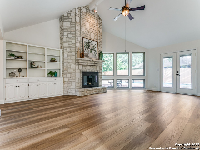 Image 6 of 25 For 16819 Summer Creek