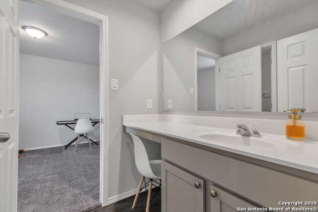 Image 14 of 27 For 610 Pleasanton Way