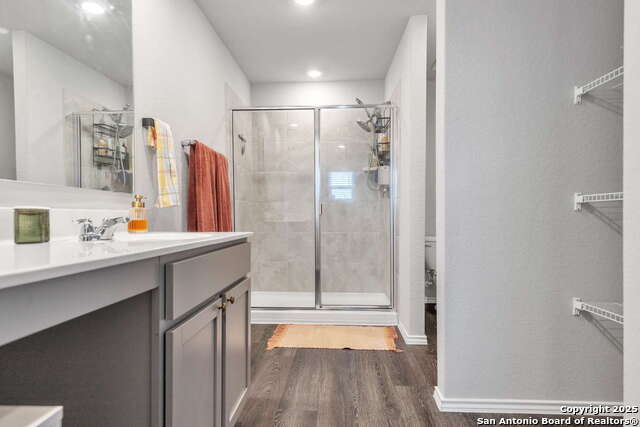 Image 22 of 27 For 610 Pleasanton Way