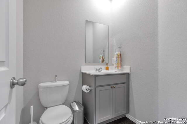 Image 5 of 27 For 610 Pleasanton Way