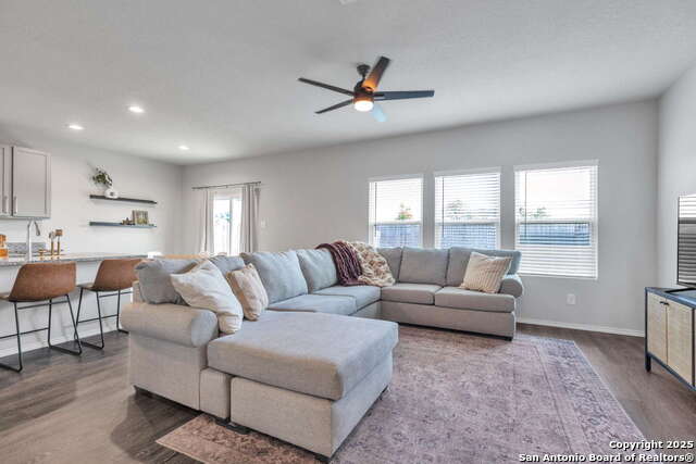 Image 6 of 27 For 610 Pleasanton Way