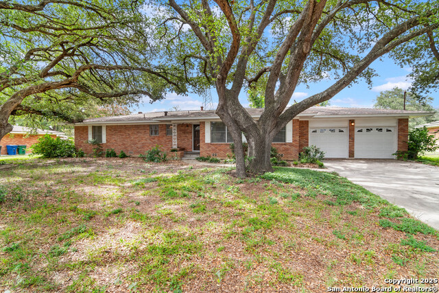 Image 2 of 25 For 4706 Debbie Drive