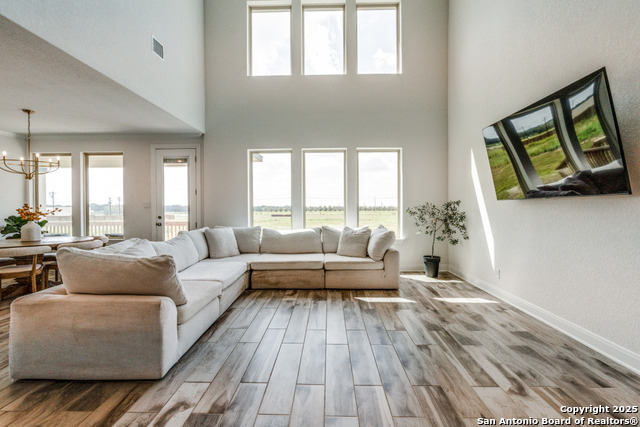 Image 4 of 20 For 109 Willow Oak