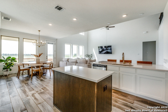 Image 8 of 20 For 109 Willow Oak