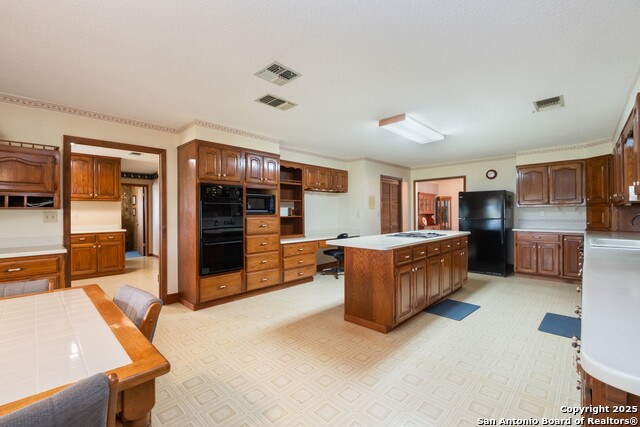 Image 10 of 43 For 1221 Pieper Rd
