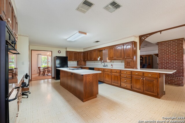 Image 12 of 43 For 1221 Pieper Rd