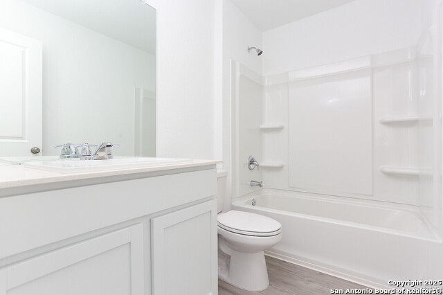 Image 15 of 20 For 3710 Millbrook Way
