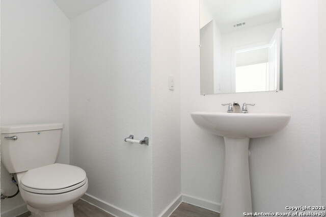 Image 9 of 20 For 3710 Millbrook Way
