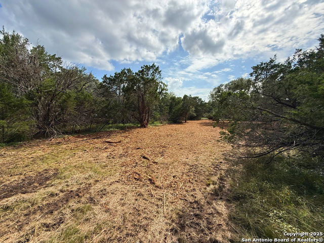 Image 17 of 23 For 5950 Circle Oak