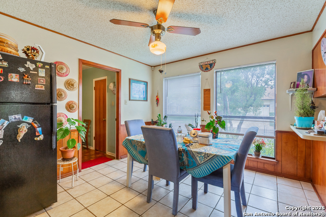 Image 12 of 34 For 8902 Hetherington
