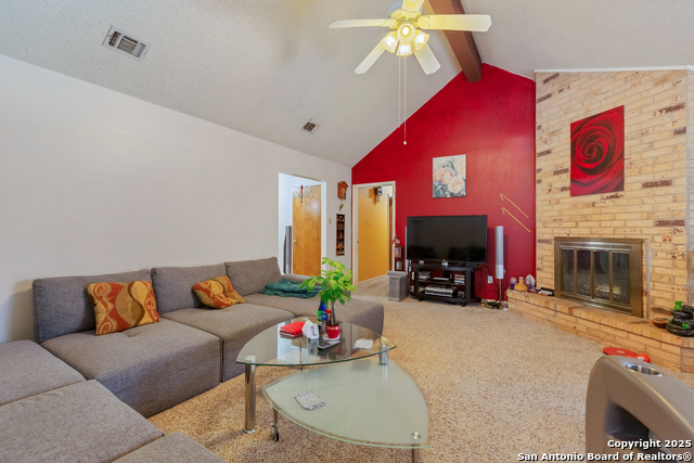 Image 14 of 34 For 8902 Hetherington
