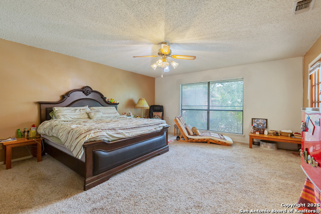 Image 17 of 34 For 8902 Hetherington
