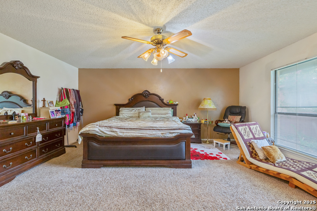 Image 19 of 34 For 8902 Hetherington