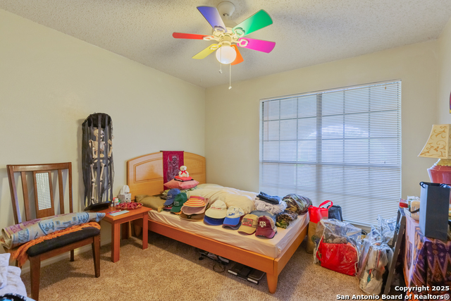 Image 21 of 34 For 8902 Hetherington